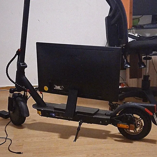 Aluminium E-Scooter mit Sitz