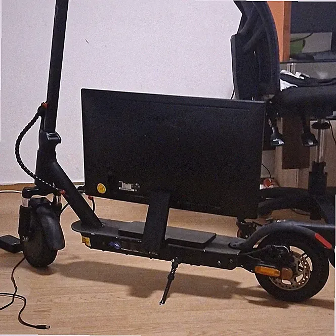 E-Scooter Elektro Tretroller Schwarz mit Display und Sitz