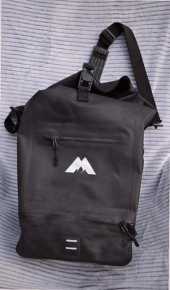 Hochwertige 3in1 Fahrradtasche für Gepäckträger mit Rucksack 30l fast neu