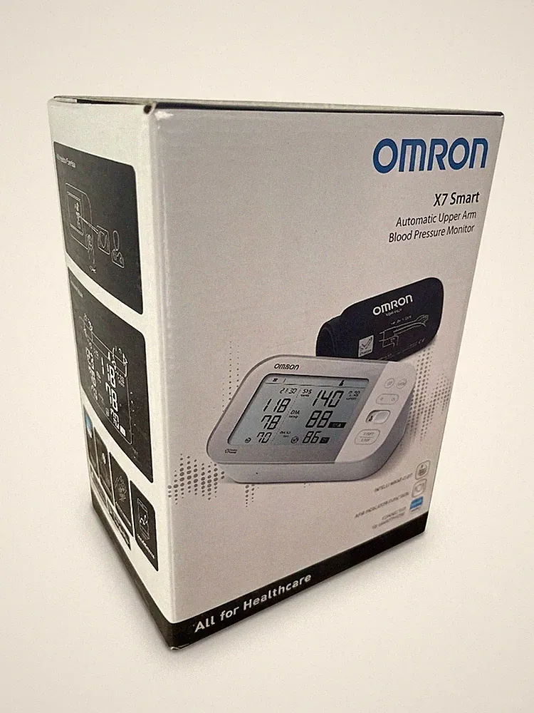 Omron X7 smart Oberarm-Blutdruckmessgerät mit Bluetooth
