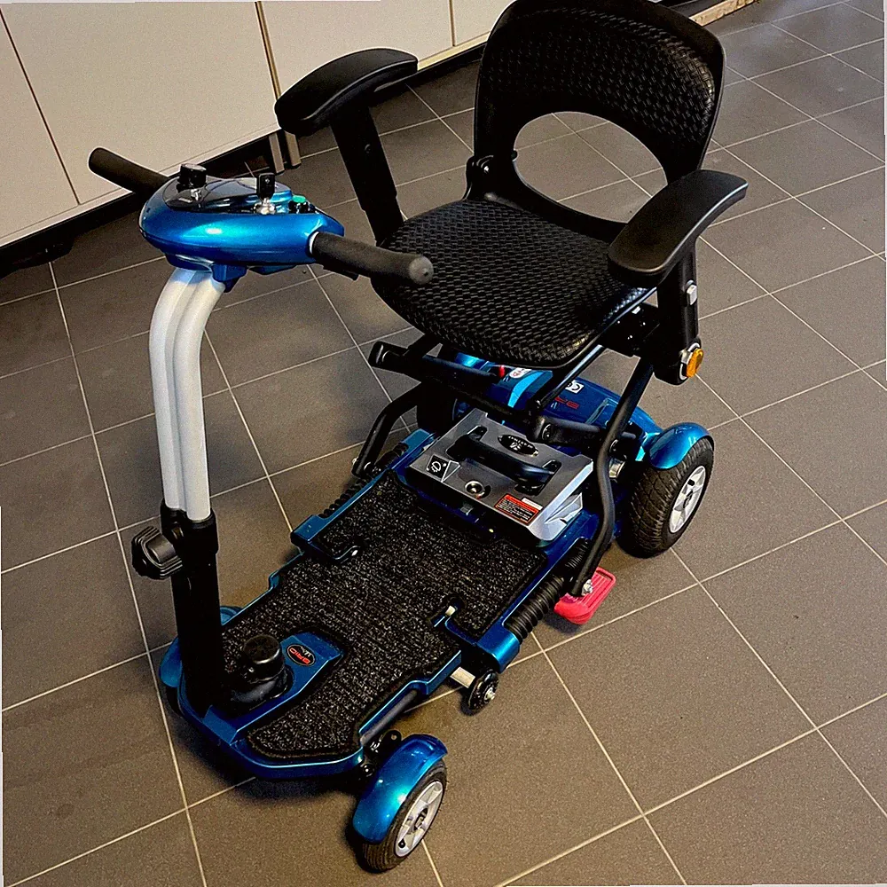 sommerangebot Faltbarer e-scooter Ein Stück Freiheit auf vier Räder