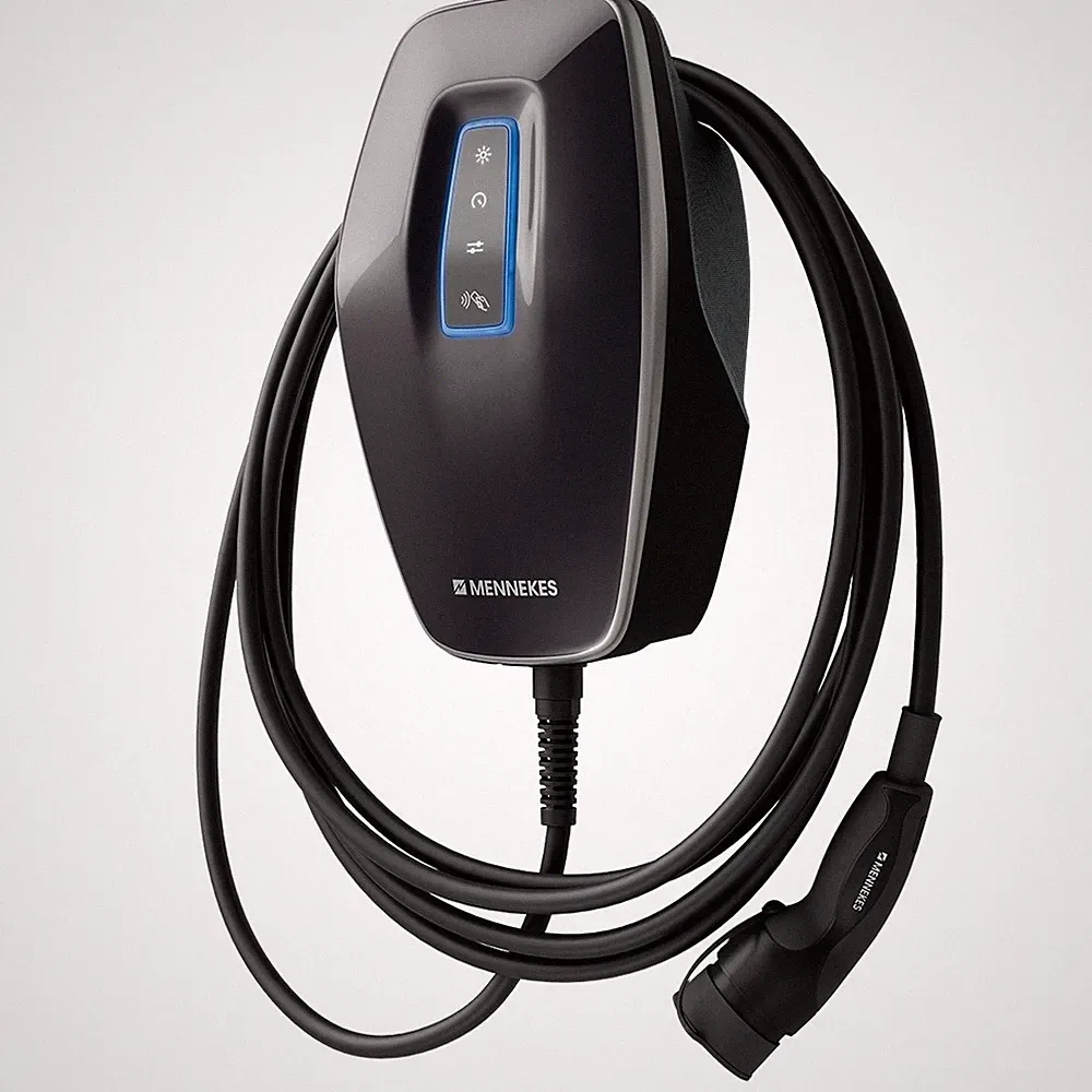 Wallbox AMTRON® 4YOU 560 11kW 3-phasig MENNEKES mit schwarzem Cover