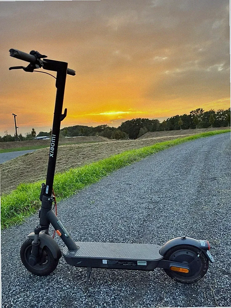 Xiaomi 5 E-Scooter, 350W, 20 Km/H, 60 KM Reichweite, 120kg Tragkraft