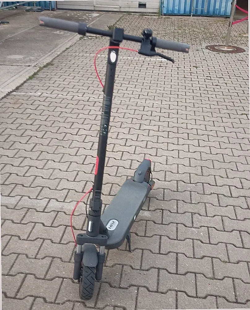 Xiaomi 5 MAX E-Scooter klappbar mit Straßenzulassung & Display, Schwarz/Grau/Rot