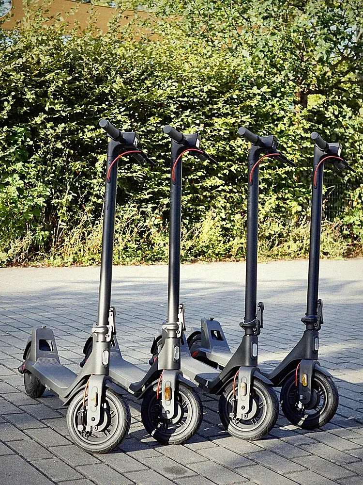 Xiaomi Electric Scooter 4 Lite (2. Generation) – 25 km/h & 20 km/h